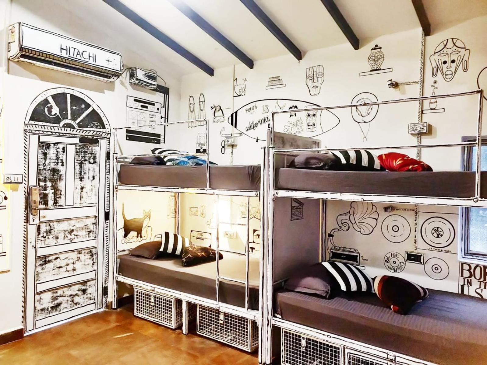 Pappi Chulo Vagator Hostel Ngoại thất bức ảnh