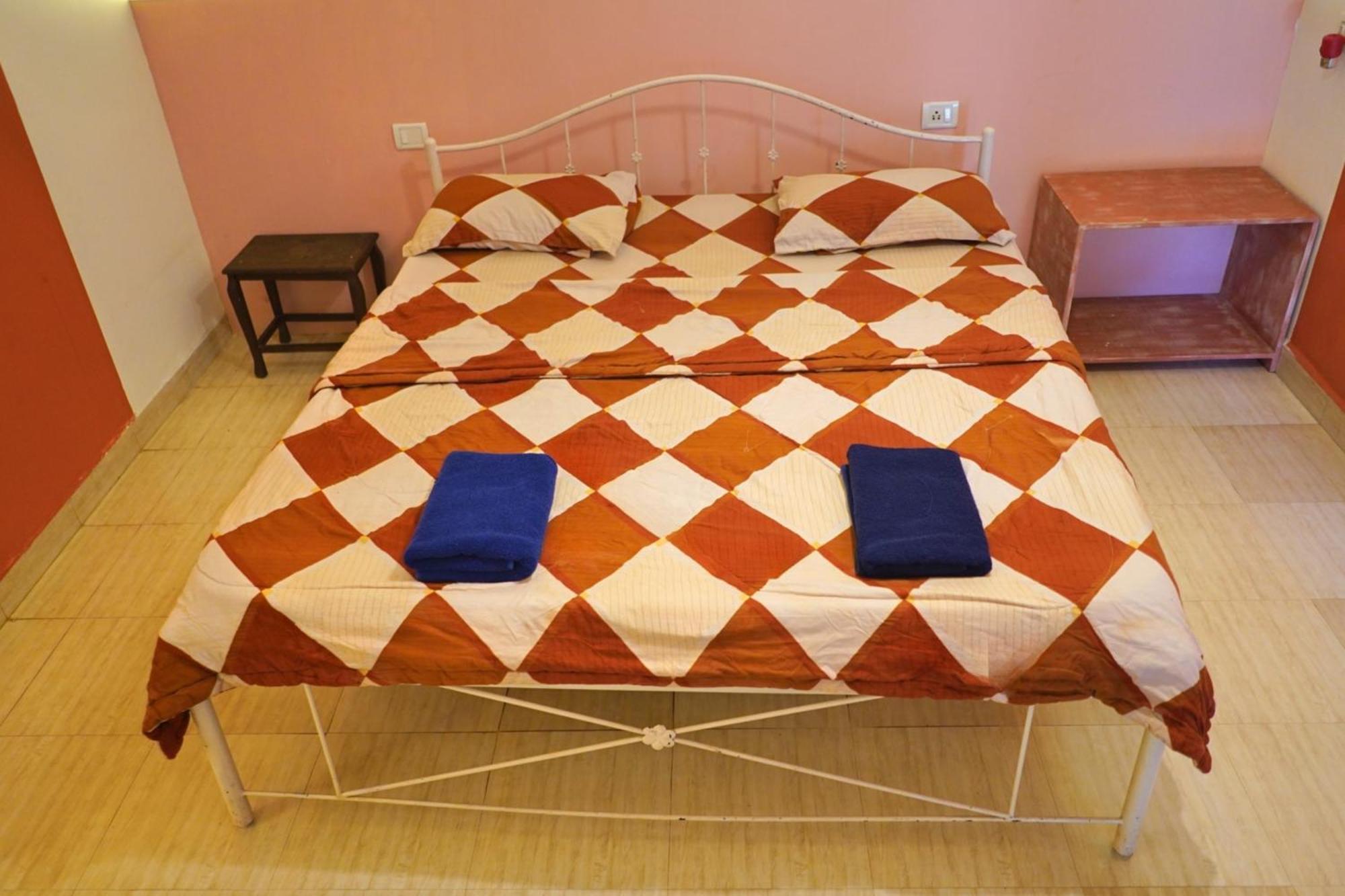 Pappi Chulo Vagator Hostel Ngoại thất bức ảnh