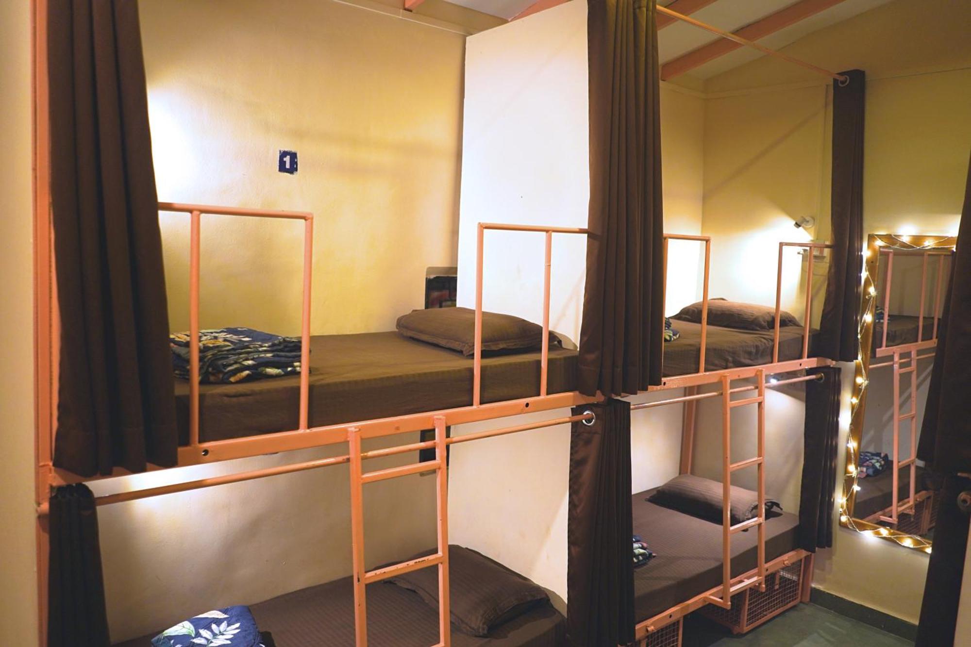 Pappi Chulo Vagator Hostel Ngoại thất bức ảnh