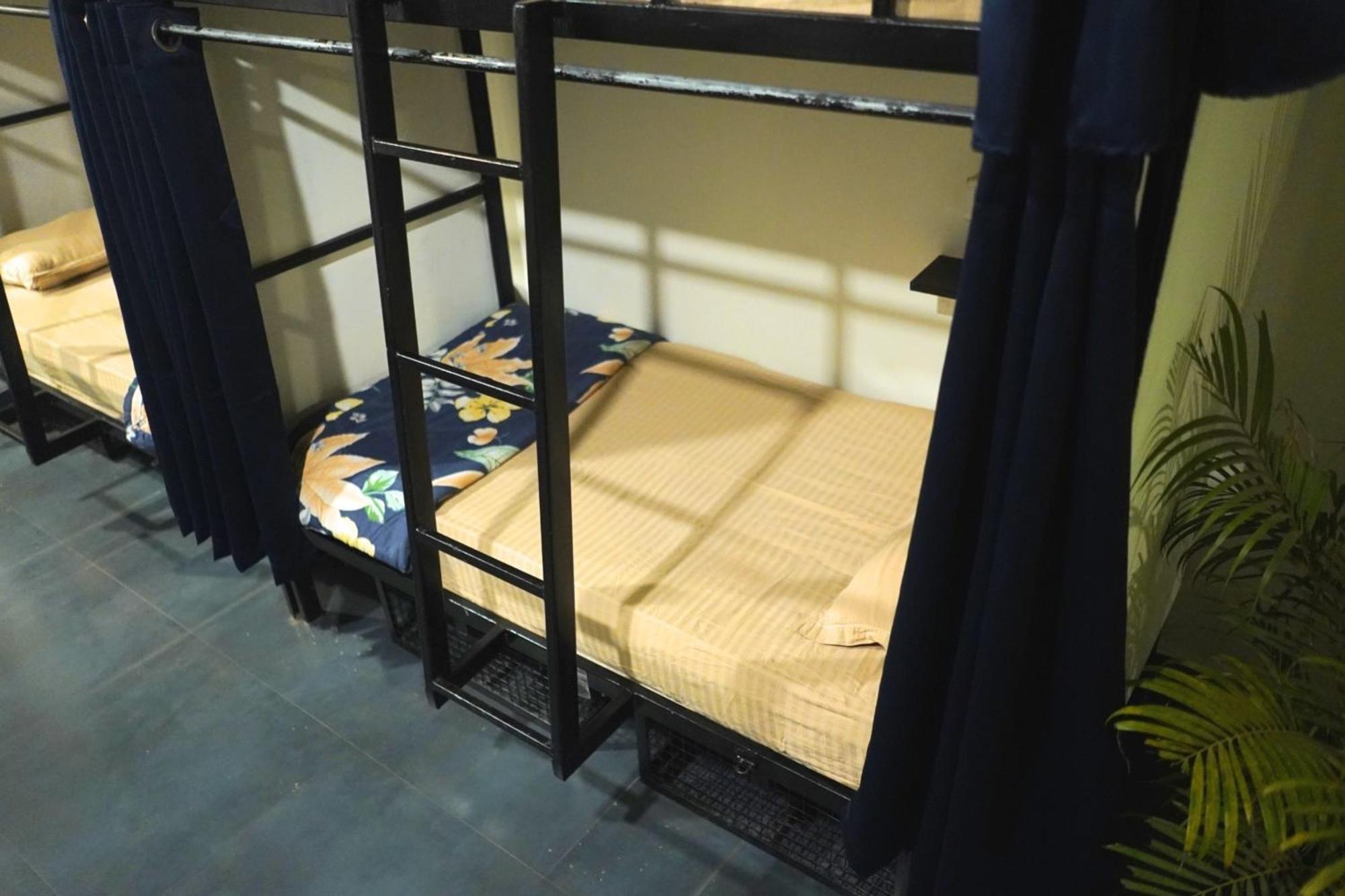 Pappi Chulo Vagator Hostel Ngoại thất bức ảnh