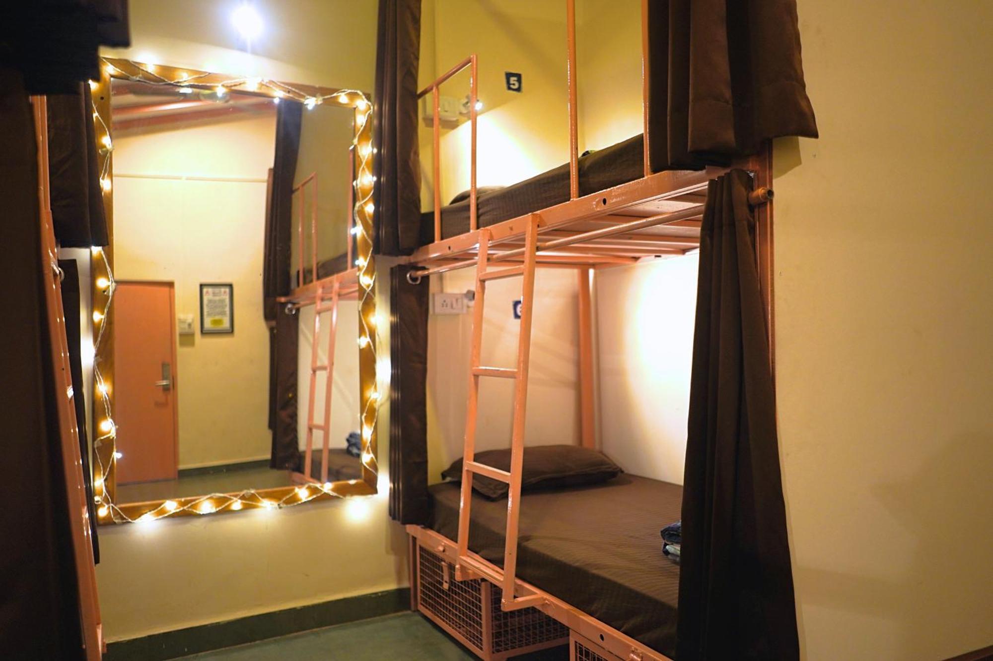 Pappi Chulo Vagator Hostel Ngoại thất bức ảnh