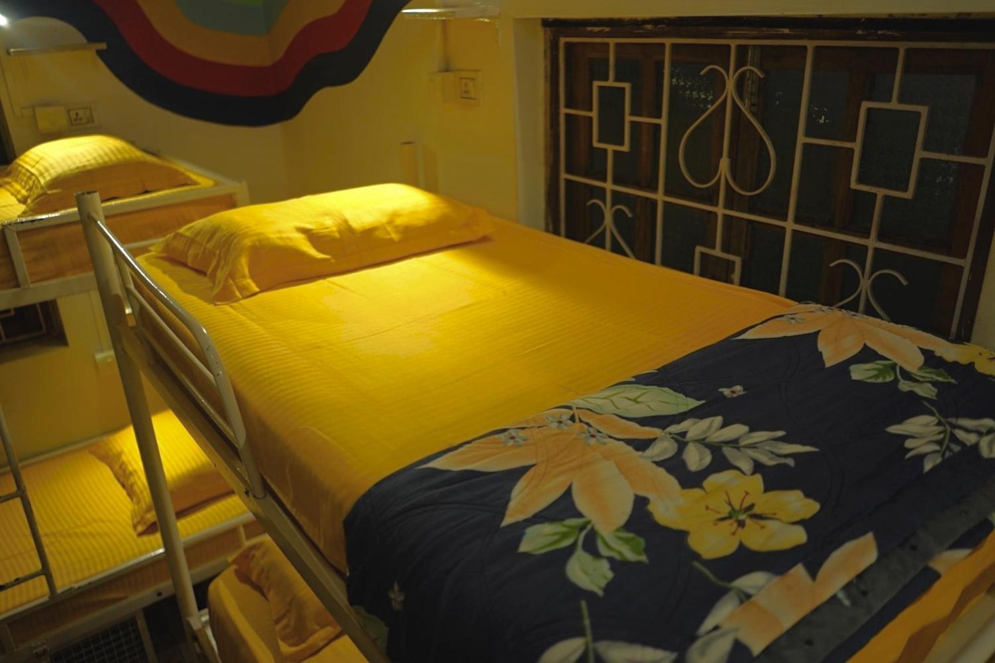 Pappi Chulo Vagator Hostel Ngoại thất bức ảnh