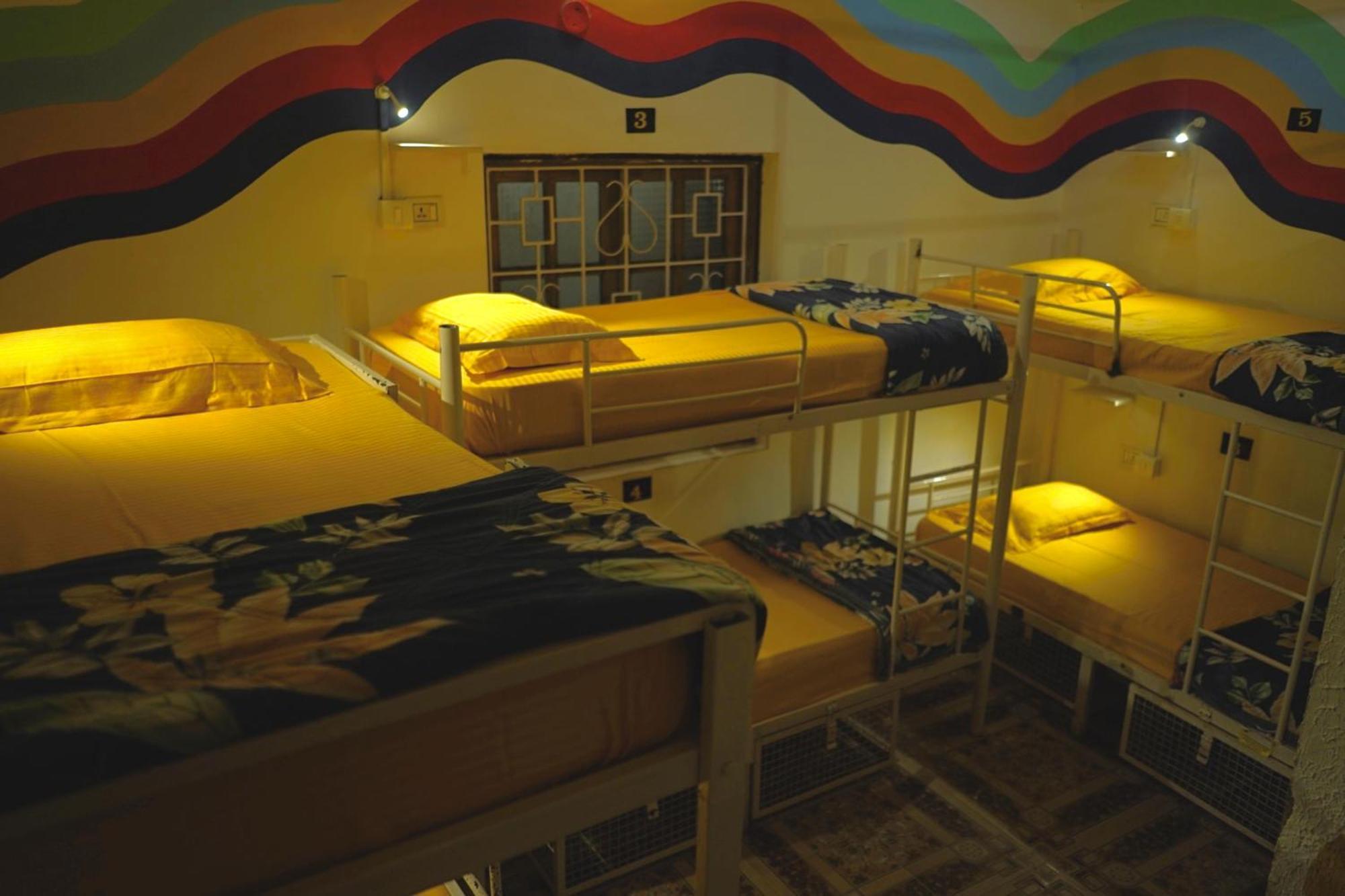 Pappi Chulo Vagator Hostel Ngoại thất bức ảnh